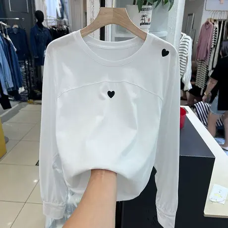 欧货爱心刺绣白色长袖T恤女2023初秋新款时尚减龄体恤打底衫 上衣商品大图