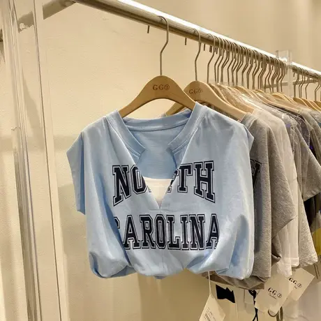 无袖t恤女2021夏季新款宽松V领小个子短款露脐假两件拼接背心上衣图片