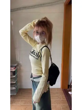 纯欲风辣妹正肩短款长袖T恤女早秋chic港味修身显瘦紧身印花上衣商品大图