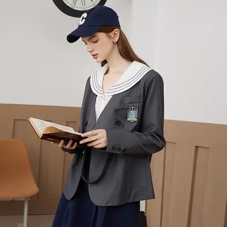 a022024年春秋款少女学院风灰色胸口勋章西装外套女式西服图片