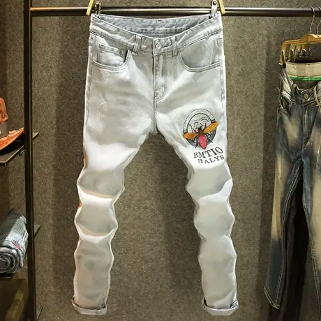 灰色高端大牌烫钻男士牛仔裤修身小脚裤春季个性潮流蜜蜂刺绣裤子商品大图