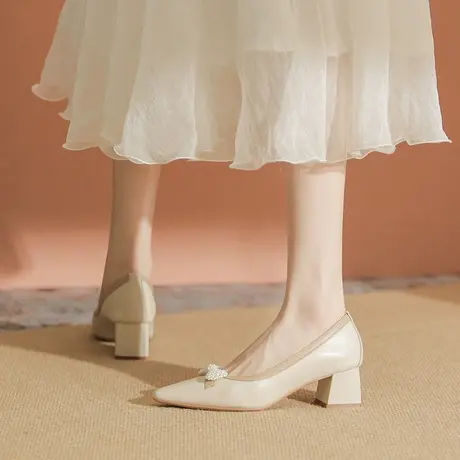 单鞋2024年新款职业鞋简约百搭法式珍珠尖头中跟粗跟不累脚高跟鞋图片