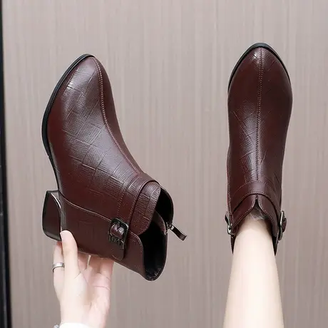 时尚大码女靴41一43冬季新款鞋子女2023爆款短靴真皮中跟粗跟靴子商品大图