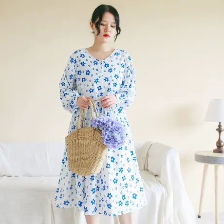 胖妹妹秋季新品文艺复古蓝色花朵连衣裙 微胖学院风长袖棉质长裙商品大图