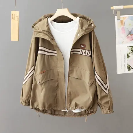 冲锋衣外套女春秋季新款2023爆款欧货chic休闲宽松大码棒球服上衣图片