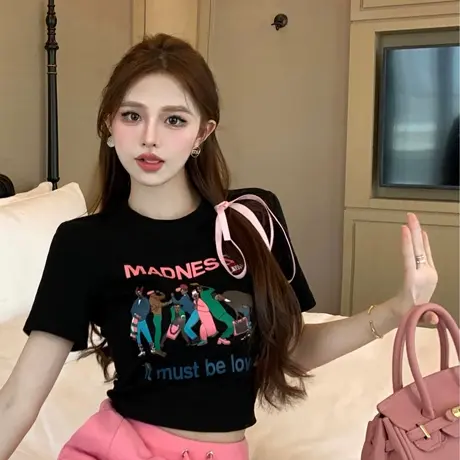 黑色短款女上衣美式复古正肩t恤女短袖2023新款甜辣辣妹装短上衣图片