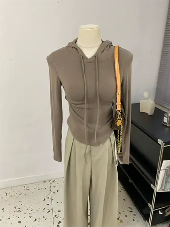 多巴胺绿色冷白皮~减龄休闲连帽修身长袖T恤女秋冬新薄卫衣打底衫商品大图