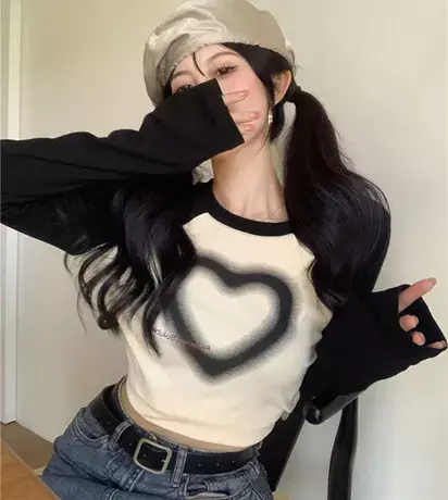 爱心长袖插肩T恤女显瘦小众独特别致高腰短款甜辣jazz上衣正肩春图片