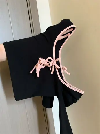 又欲又辣！黑色粉边拼接打底衫女春夏新款芭比蝴蝶结镂空内搭上衣商品大图