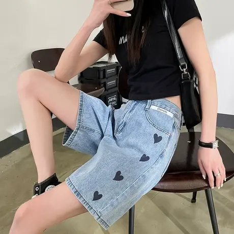 浅色五分牛仔裤女夏季2023年薄款高腰直筒宽松显瘦小众爱心短裤潮商品大图