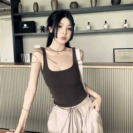 背心女夏外穿2024新款内搭吊带带胸垫遮副乳工字打底别致方领上衣图片
