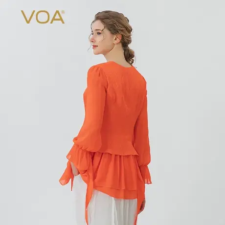 VOA金橘色暗纹提花桑蚕丝拼接乔其丝绸喇叭长袖V领真丝T恤衫上衣图片