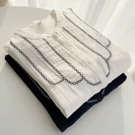 春装韩版文艺民族风刺绣纯棉立领白衬衫女长袖百搭双层纱打底上衣图片