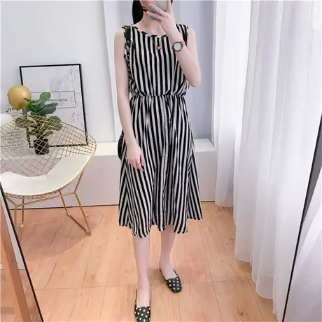 三亚旅行云南旅游穿搭女装拍照衣服超仙海边度假沙滩吊带连衣裙女图片