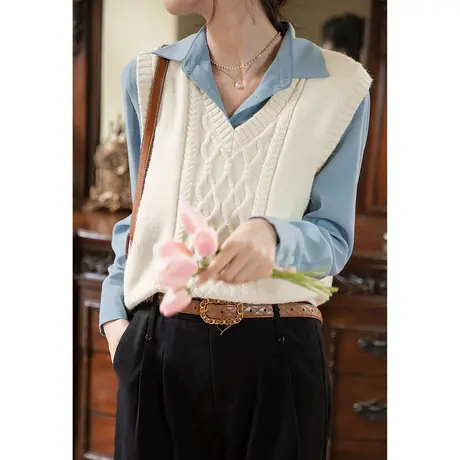 弥古新款复古针织马甲背心女春秋V领毛衣马夹外搭叠穿高级感上衣商品大图