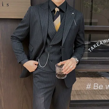 意式戗驳领二扣一票袋设计链条款西服男垂感外套潮流痞帅新郎礼服商品大图