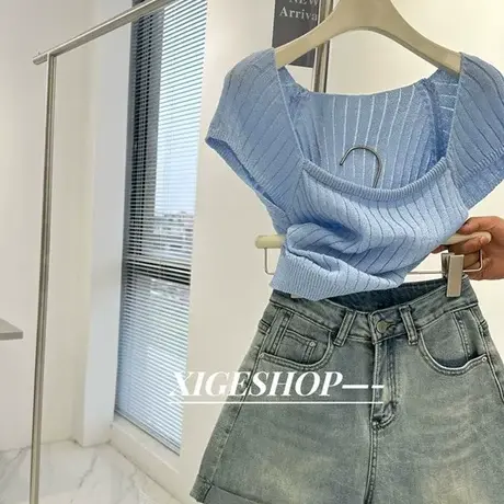 方领修身纯欲露背系带针织衫女设计感小众短款黑色坑条短袖上衣夏图片