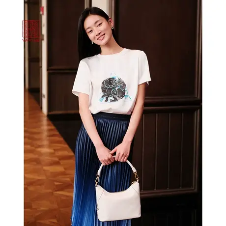 EP雅莹高端系列 水波纹肌理圆领休闲风短袖 2023夏装新品5303A图片