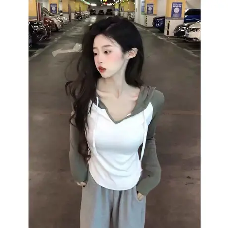 辣妹撞色连帽卫衣长袖T恤女装2023秋冬新款时尚修身显瘦短款上衣商品大图