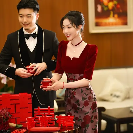 敬酒服2023新款新娘高级感修身包臀订婚礼服女夏季晨袍红色连衣裙商品大图