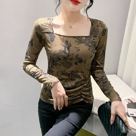 时尚方领T恤女长袖性感褶皱个性印花上衣洋气修身透气外搭打底衫图片
