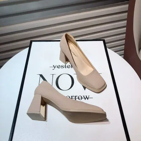 香港复古高跟鞋女2023新款玛丽珍鞋百搭软皮方头粗跟单鞋气质工作图片