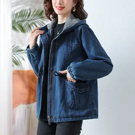 加绒牛仔连帽外套女秋冬季宽松加大码女装中年妈妈休闲显瘦牛仔衣图片