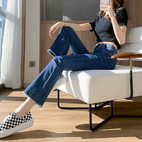 微喇牛仔裤女2024年春季新款高腰修身显瘦复古毛边九分阔腿喇叭裤图片