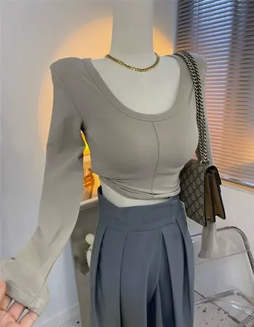 长袖t恤女2021早秋韩国新款垫肩低U领修身显瘦短款大圆领打底衫潮商品大图