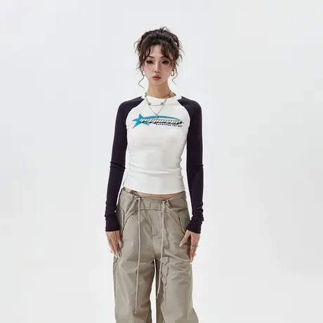 YEP拼接插肩袖长袖T恤女2024春夏新款设计感复古短款紧身辣妹上衣商品大图