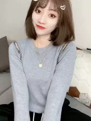 2023新款钉珠露肩毛衣针织衫女高级感显瘦洋气减龄别致长袖上衣潮图片