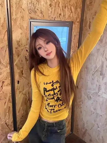 美式复古插肩涂鸦印花长袖t恤女春秋紧身打底衫内搭显瘦辣妹上衣商品大图