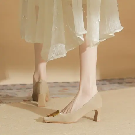 高跟鞋女2024年新款春秋季尖头金属扣软皮通勤粗跟单鞋中跟不累脚商品大图