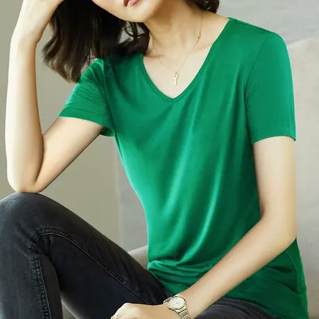 雀后夏装新款短袖果绿色T恤女中袖五分内搭v领上衣莫代尔打底衫夏商品大图