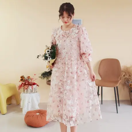 胖妹妹2025秋新品复古优雅大翻领连衣裙大码少女风宽松图片