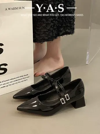 气质水钻单鞋一字带时尚玛丽珍女粗跟尖头职业单鞋黑色漆皮高跟鞋图片