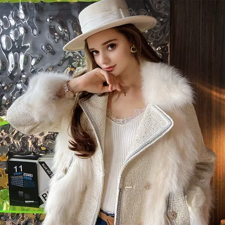 粉红大布娃娃气质小香拼狐狸毛皮草高级感绵羊毛新款厚外套女冬图片