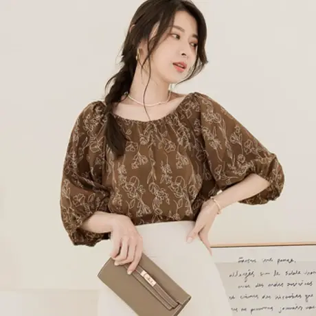 桔熊夏季法式浪漫花朵印花松紧圆领泡泡袖短款上衣女大码AB18792商品大图