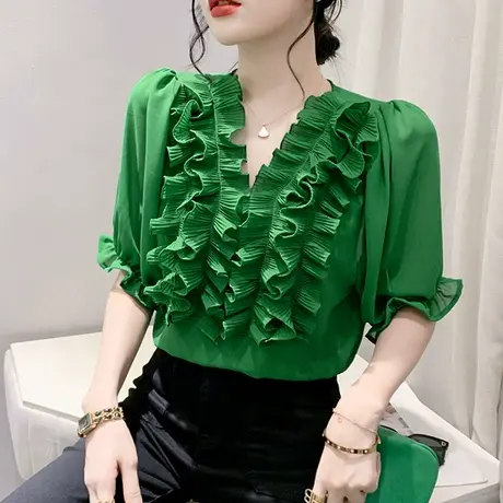 设计感木耳边T恤女五分袖2024夏季新款时尚洋气V领上衣减龄衬衫潮图片