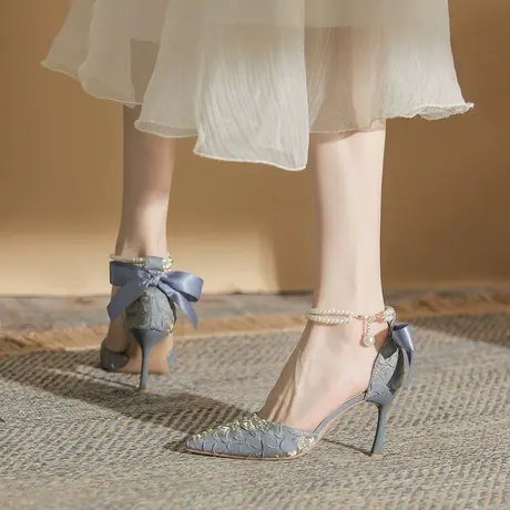 包头一字扣带高跟鞋女细跟2024年春季新款尖头法式蝴蝶结珍珠单鞋图片