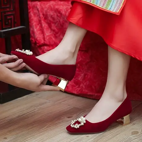 方头婚鞋女粗跟2023年新款低跟孕妇中式婚纱秀禾服两穿红色新娘鞋商品大图