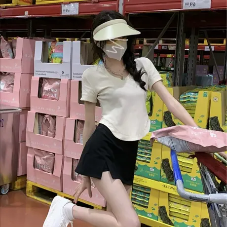 短款t恤夏小众设计感修身薄款短袖女ins潮不规则显瘦别致高腰上衣商品大图