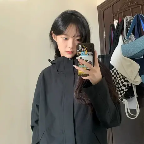 黑色冲锋衣外套女2023秋冬新款防风高级感连帽vintage棒球服开衫图片