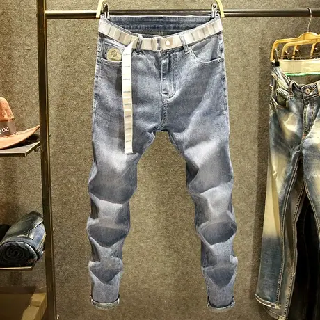 2023年春款蓝色水洗牛仔裤男潮牌修身小脚裤怀表袋刺绣磨白男裤子商品大图