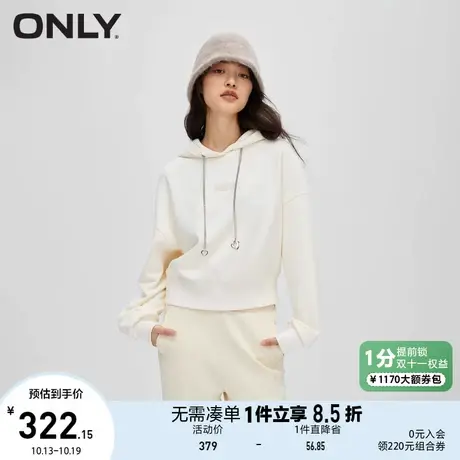 【买4免1】ONLY奥莱秋季新款时尚休闲字母宽松连帽短款长袖卫衣女图片
