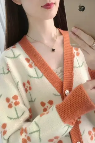 2024新款温柔风甜美拼色针织开衫宽松学生上衣女长袖毛衣外套图片