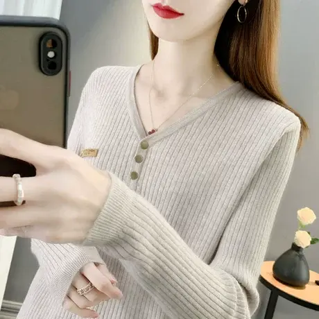 2023秋装新款V领软糯毛衣女打底衫内搭洋气套头百搭修身针织衫女图片