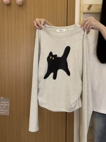 红续卡通黑色猫咪正肩长袖T恤女日系学院风收腰内搭上衣秋冬新款图片