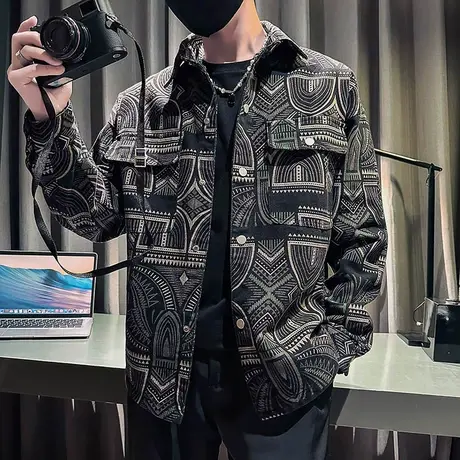 牛仔上衣外套春秋款潮牌2023新款复古痞帅高级感花色满印工装夹克商品大图