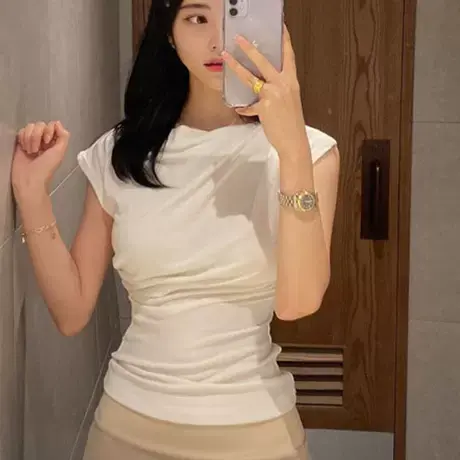 QM063性感女人味 简约好搭显身材船领褶皱盖帽T恤se商品大图